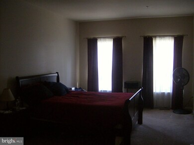 9505 Walker Way unit 9505, Manassas Park, VA 20111 - photo 4