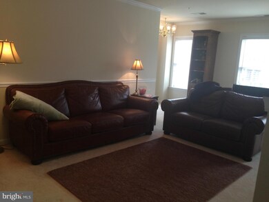 2807 Chinkapin Oak Ln unit 220, Woodbridge, VA 22191 - photo 3