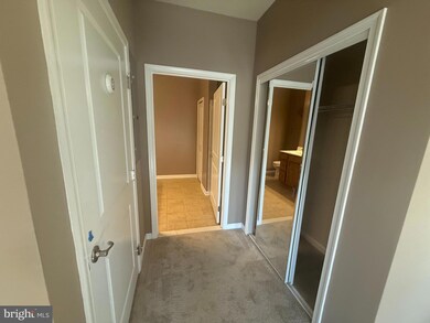 8470 Ice Crystal Dr unit B, Laurel, MD 20723 - photo 5