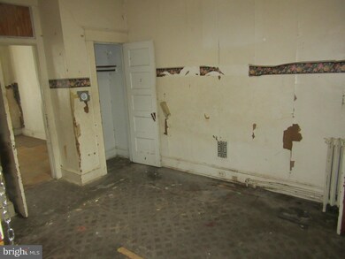 2813 Erdman Ave, Baltimore, MD 21213 - photo 7