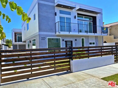 4627 W 18th St unit 1/2, Los Angeles, CA 90019 - photo 2