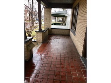 Front porch facing north
