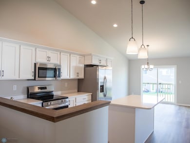 6709 Meadow View Dr S, Fargo, ND 58104 - photo 3