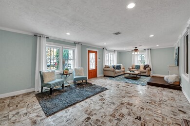 416 Sue St, Houston, TX 77009 - photo 3