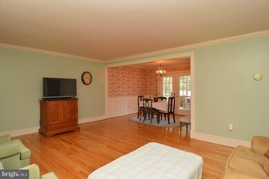102 Michele Dr, Reading, PA 19606 - photo 6
