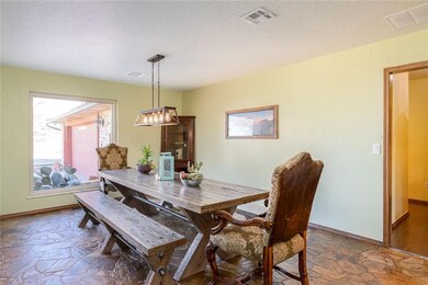 12025 W Charter Oak Rd, Edmond, OK 73025 - photo 7