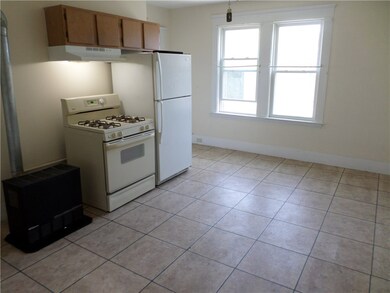34 Transit St, Woonsocket, RI 02895 - photo 5