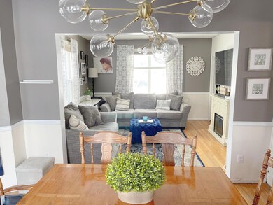 Dining to Living Rm