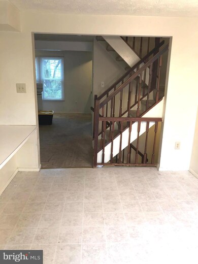 19156 Partridge Wood Dr, Germantown, MD 20874 - photo 6