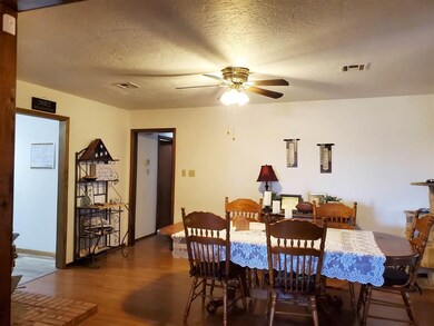 12789 Tony Creek Rd, Elgin, OK 73538 - photo 6