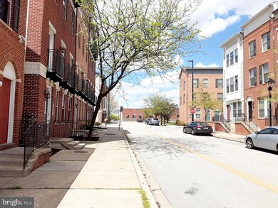 25 S Exeter St, Baltimore, MD 21202 - photo 4