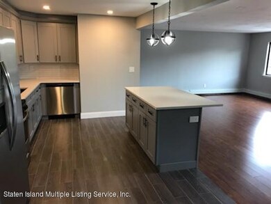 80A Daffodil Ln unit 118, Staten Island, NY 10314 - photo 7