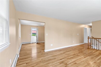 21 Reardon Dr, Middletown, RI 02842 - photo 6