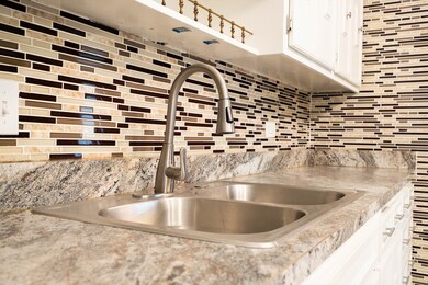 17258 William St, Lansing, IL 60438 - photo 7