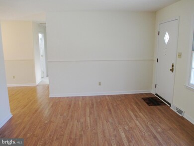 22052 Willis Dr, California, MD 20619 - photo 2