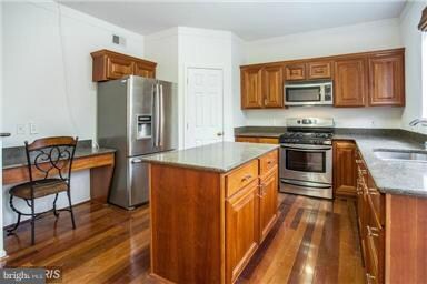 4915 Benecia Ln, Dumfries, VA 22025 - photo 4