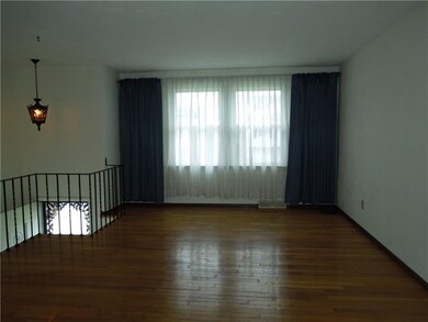 Living Room - beautiful hardwood floors - nice big