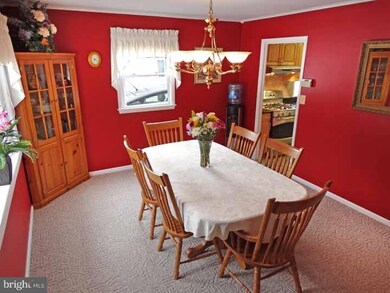 1045 Willow St, Southampton, PA 18966 - photo 7