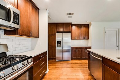 6054 Winton St unit 1, Dallas, TX 75206 - photo 6