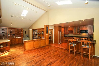 6801 Persimmon Tree Rd, Bethesda, MD 20817 - photo 6