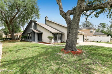 4475 Cedar Creek Ln, Jacksonville, FL 32210 - photo 6