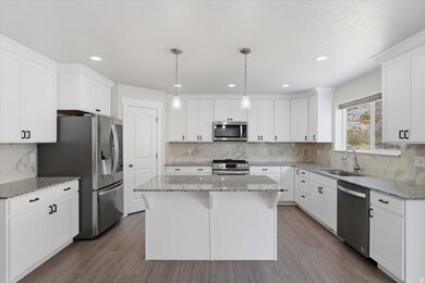 4452 N Summer View Dr unit 216, Lehi, UT 84043 - photo 4