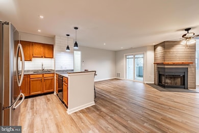 2215 Lowells Glen Rd unit J, Parkville, MD 21234 - photo 5