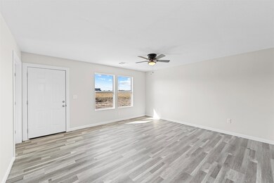 3016 Fountain Dr, Salina, KS 67401 - photo 4