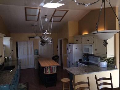 ALMAR KITCHEN 2