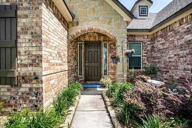 2313 Hedgerose Ln, Bay City, TX 77414 - photo 4