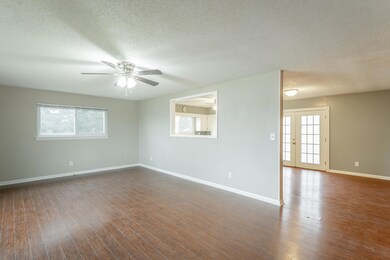 1927 Old Lafayette Rd. HD-17