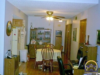 3602 SW Mission Ave, Topeka, KS 66614 - photo 5