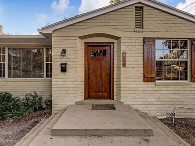 3954 San Jose Blvd-007-11-Front Entrance