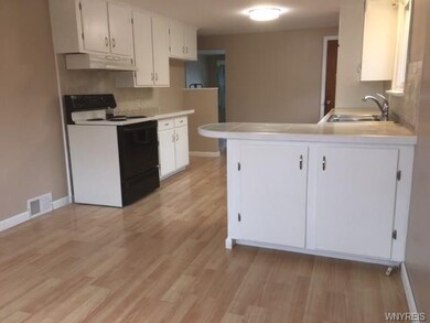 305 North Ave, North Tonawanda, NY 14120 - photo 5