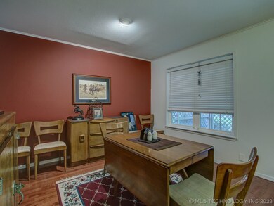 1009 E 33rd Place unit A, Tulsa, OK 74105 - photo 7