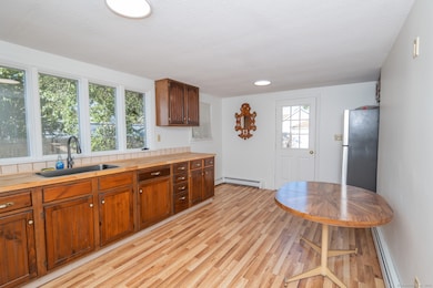 137A Kingstown Rd, Narragansett, RI 02882 - photo 7