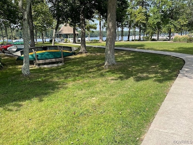Residents can enjoy a walking path along the lake.