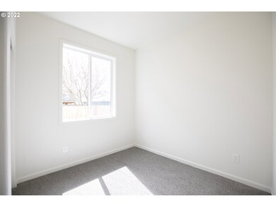 31 NE 143rd Ave unit B, Portland, OR 97230 - photo 6