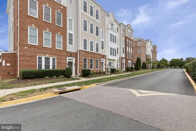 2247 Oberlin Dr unit 436A, Woodbridge, VA 22191 - photo 2