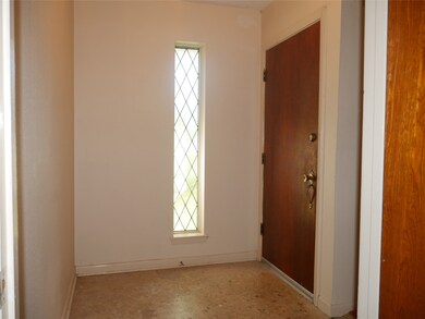 9767 Rambling Trail, Houston, TX 77089 - photo 3