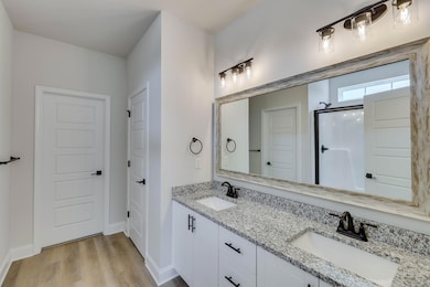 Waycross Primary Bath