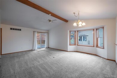 7352 Cross Creek Dr, Swartz Creek, MI 48473 - photo 4