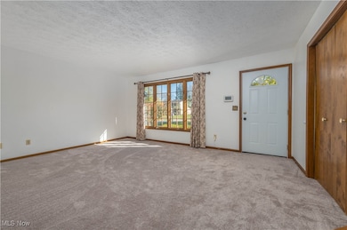 5614 S Nantucket Dr, Lorain, OH 44053 - photo 7