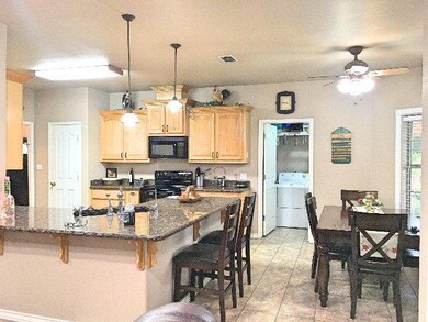 915 Amethyst Dr, Weslaco, TX 78596 - photo 6