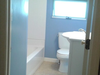 18 Wachusett St unit 2, Franklin, MA 02038 - photo 7