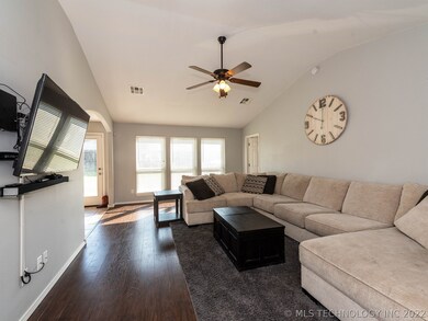 4313 N 33rd St, Broken Arrow, OK 74014 - photo 3