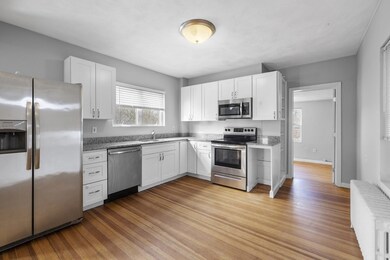 80 Campbell St unit A, Woburn, MA 01801 - photo 3