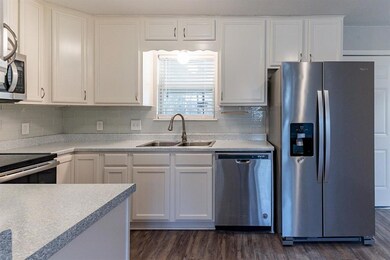 8005 Lazy Lane Rd, North Richland Hills, TX 76180 - photo 4