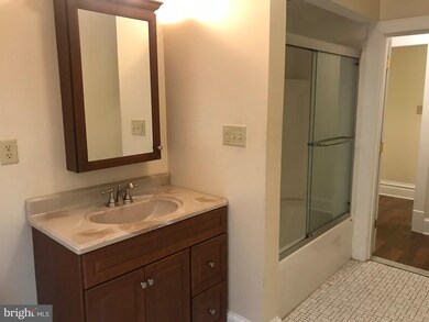 455 N Loudoun St unit 7, Winchester, VA 22601 - photo 5