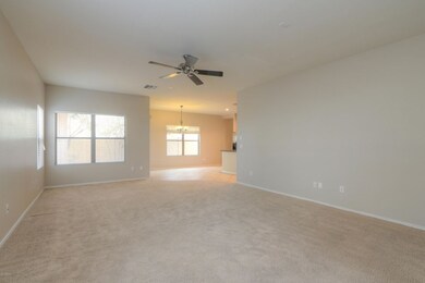 640 E Woodsman Place unit II, Chandler, AZ 85286 - photo 3